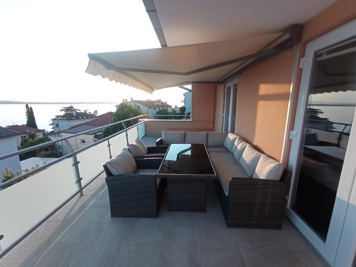 Vila Zdenka Apartmants Crikvenica Kültér fotó