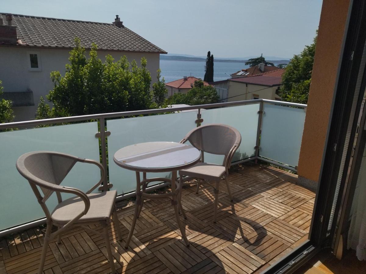 Vila Zdenka Apartmants Crikvenica Kültér fotó